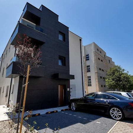Lux Apartment Dolce Vita - Private Hottub Makarska Dış mekan fotoğraf
