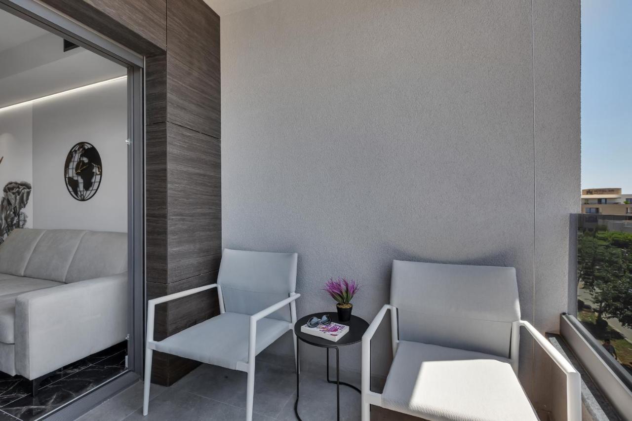 Lux Apartment Dolce Vita - Private Hottub Makarska Dış mekan fotoğraf