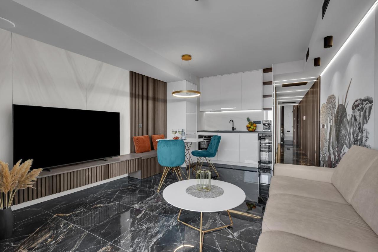 Lux Apartment Dolce Vita - Private Hottub Makarska Dış mekan fotoğraf
