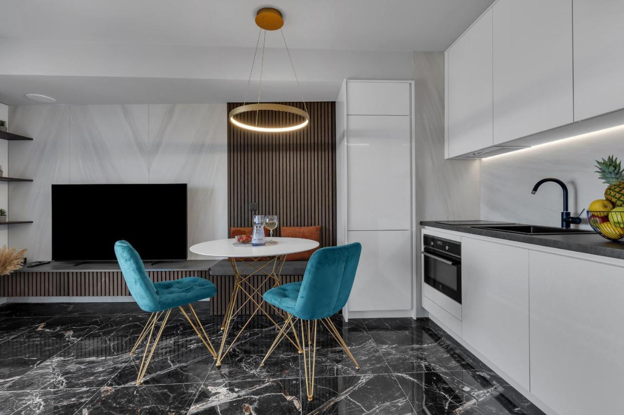 Lux Apartment Dolce Vita - Private Hottub Makarska Dış mekan fotoğraf